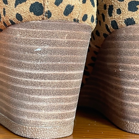 TOMS Kelsey Wedge Bootie Leopard Print Suede Size 7.5 - Picture 7 of 13